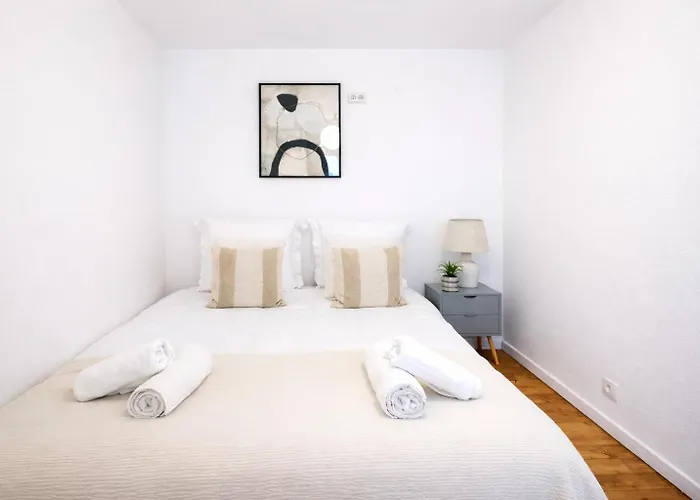 Cozy Appartement 1 Chambre Au 12ᵉ Arrondissement Apartment *